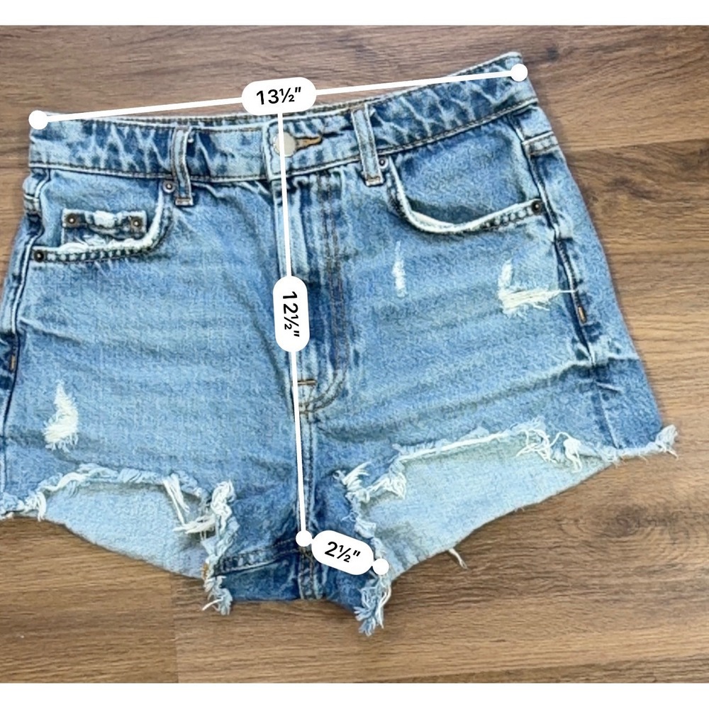 Zara Womens High Waisted Distressed Denim Jean Shorts Medium Wash Blue Size 2 - Picture 3 of 4